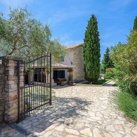 Holiday home In Sveti Lovrec - Istrien 42149