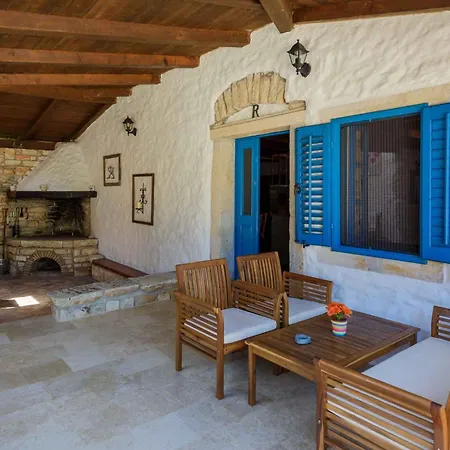 In Sveti Lovrec - Istrien 42149 Holiday home Jakici